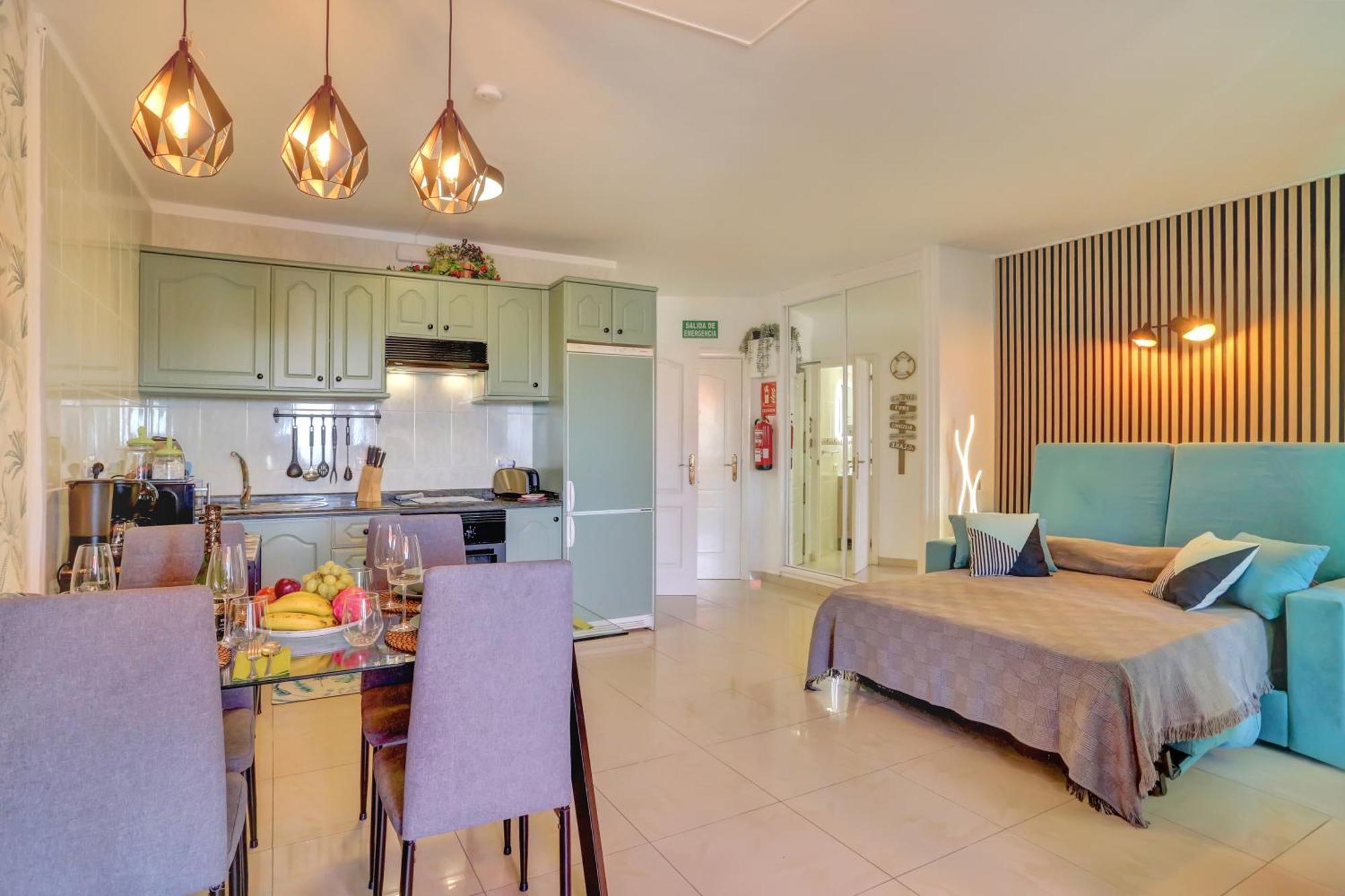 Luxory Dreamy Sunset, Seafront, Direct Access To The Promenade,Wifi,Pool,Free Parking Daire Los Cristianos  Dış mekan fotoğraf