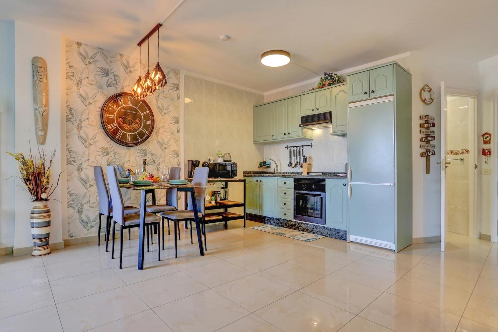 Luxory Dreamy Sunset, Seafront, Direct Access To The Promenade,Wifi,Pool,Free Parking Daire Los Cristianos  Dış mekan fotoğraf